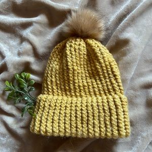 Crochet Hat With Pom Pom